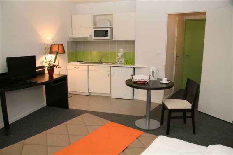Nemea Appart Hotel Home Suite Nancy Centre Dış mekan fotoğraf